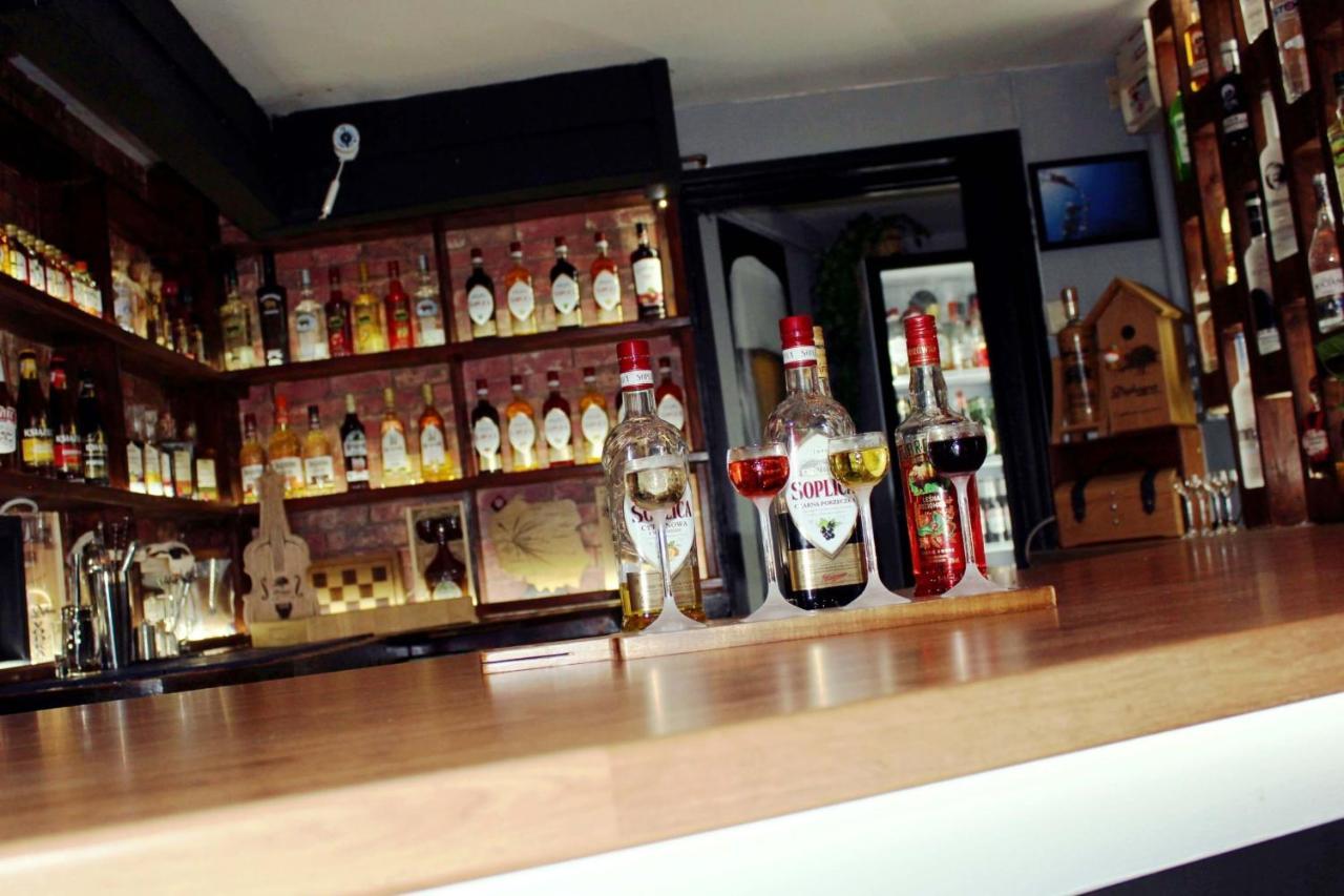 The Dove Inn Micheldever エクステリア 写真